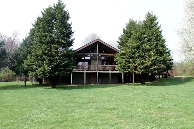 log cabin lodge
